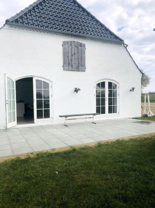 Bed and Breakfast Ronnekaer Vester-Skerninge Exterior foto